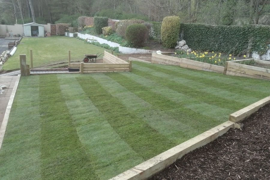 Lawn care and landscaping services in Fife, Scotland